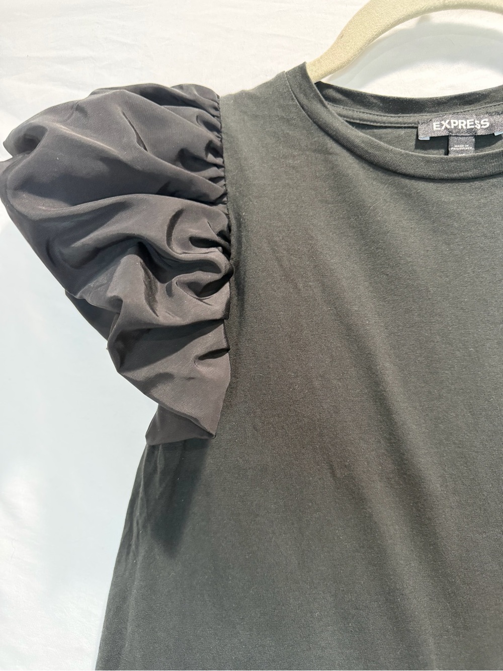 Express Black Ruffle Sleeve Tee - Picture 3 of 9